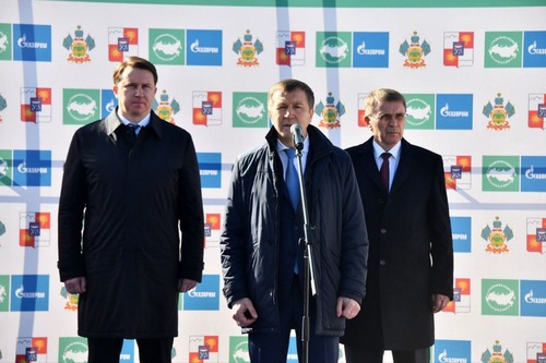 Генеральный директор АО «Газпром газораспределение Краснодар», ООО «Газпром межрегионгаз Краснодар» Геннадий Нараев (в центре)
