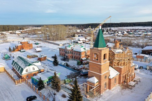 строящийся храм Свято-Казанского Чимеевского мужского монастыря в Курганской области