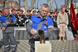 Зажжение факела от частицы Вечного огня