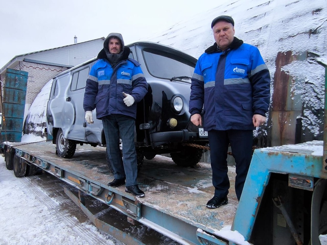 Отправка УАЗа в зону СВО