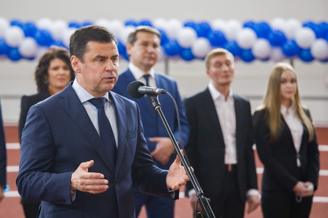 Губернатор Ярославской области Дмитрий Миронов поблагодарил руководство компании «Газпром» за реализацию социальных программ на территории региона