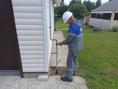 Работы по газификации домовладений в деревне Понизовье Кировской области